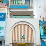 H\'Homestay