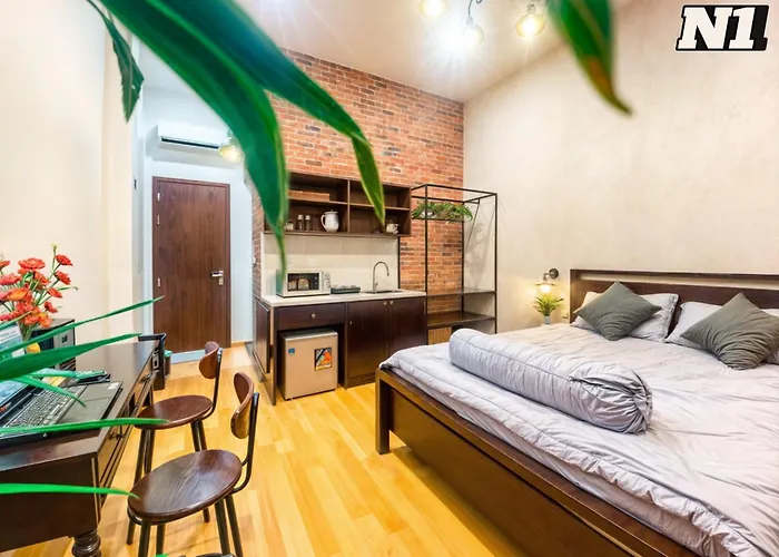 H\'Homestay